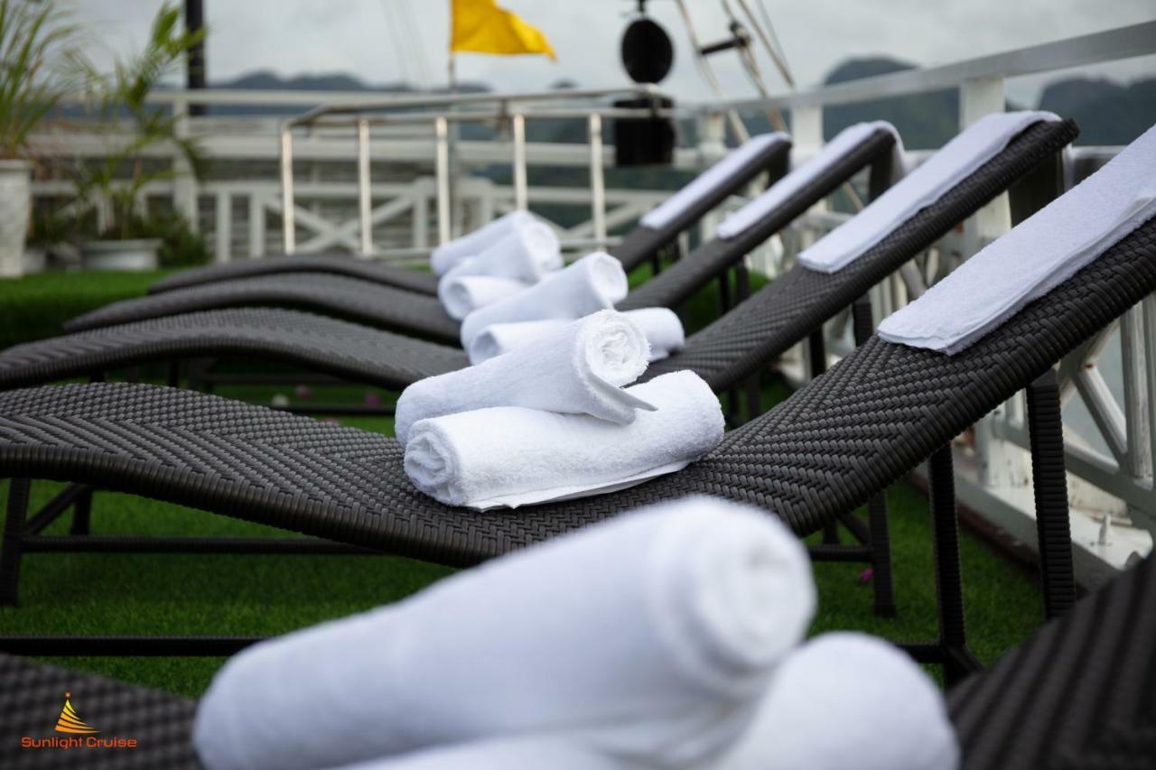 Hotel Legend Cruise Ha Long Exterior foto